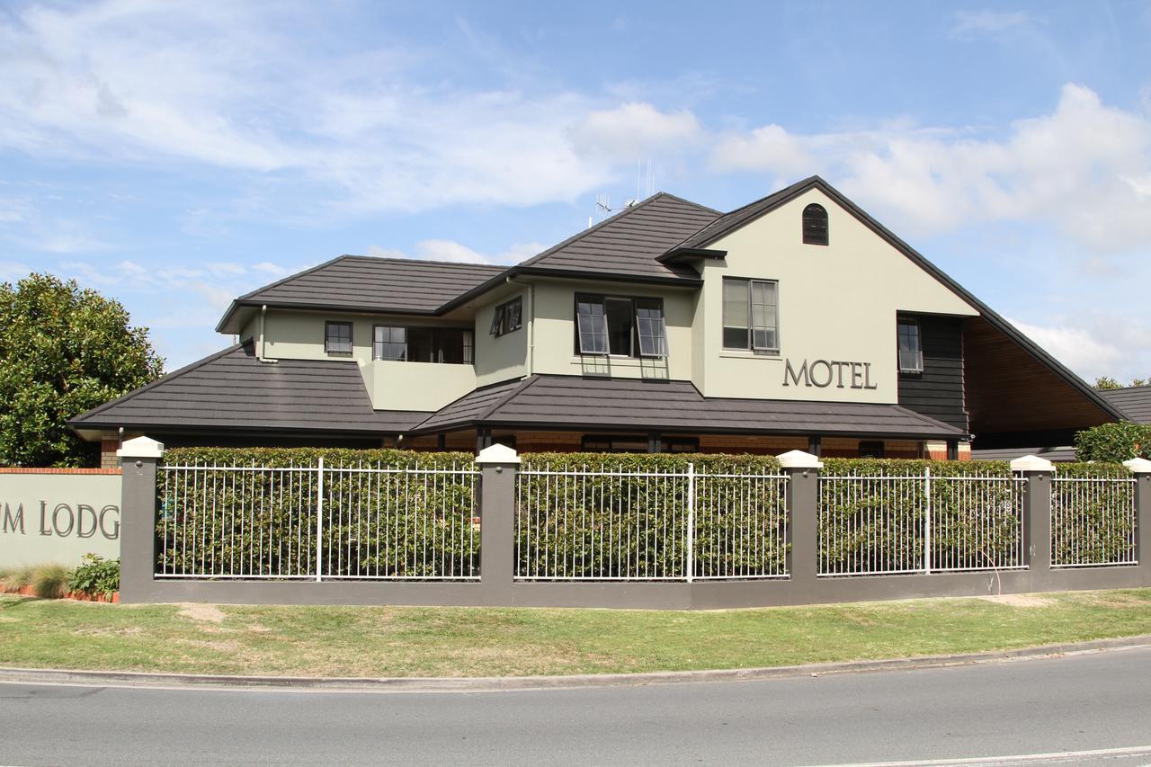 Quantum Lodge Motor Inn Гамильтон Экстерьер фото